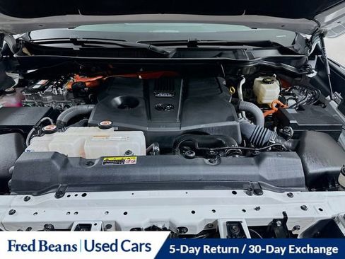 Used 2024 Toyota Tundra Limited image 31