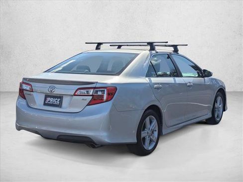 Used 2012 Toyota Camry SE image 5