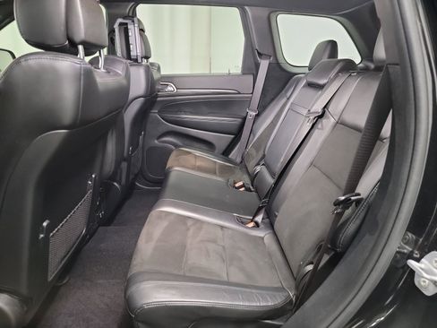 Used 2020 Jeep Grand Cherokee Altitude image 27