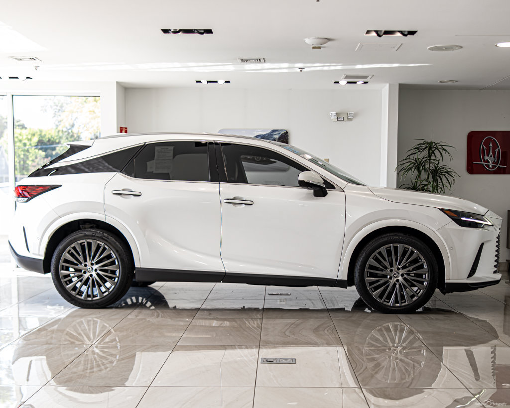 Used 2023 Lexus RX 350 AWD w/ Cold Area Package image 9