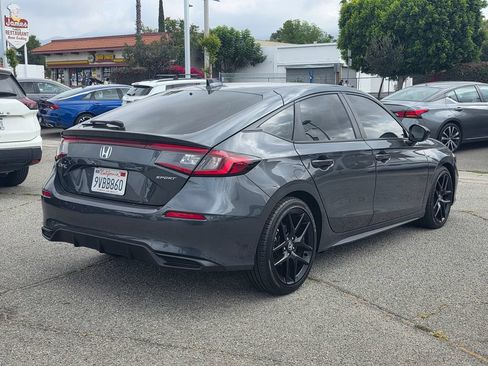 Used 2025 Honda Civic Sport image 5