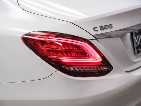 Used 2019 Mercedes-Benz C 300 Sedan image 7