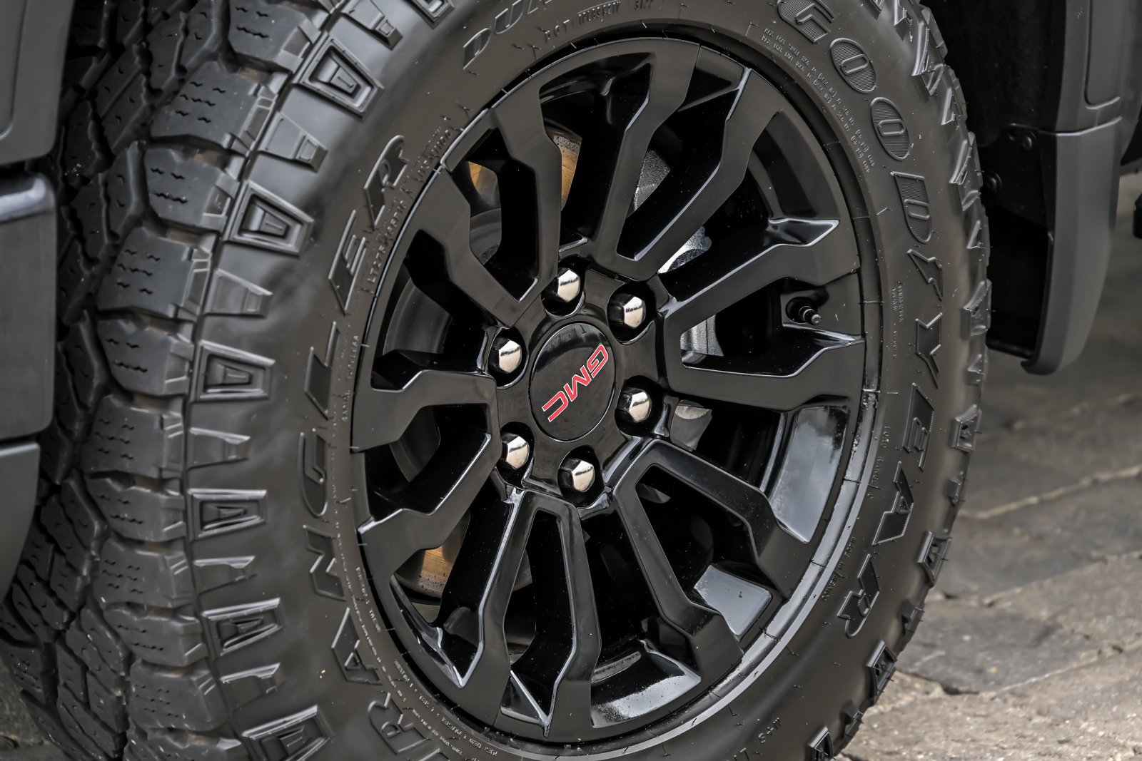 Used 2022 GMC Sierra 1500 AT4X AWD/4WD image 12