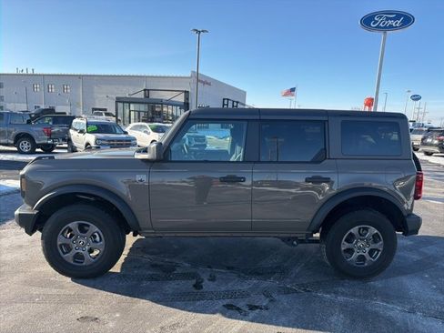 Used 2025 Ford Bronco Big Bend image 2