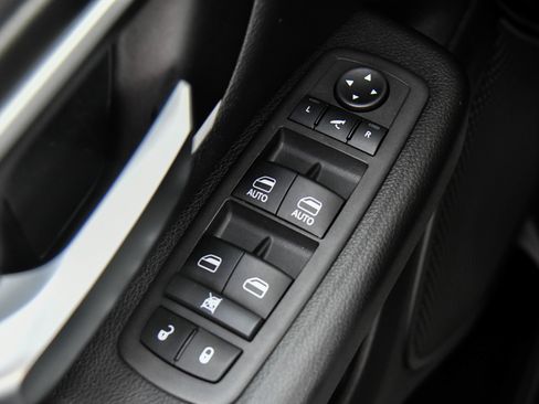 Used 2022 RAM 1500 Big Horn AWD/4WD image 37