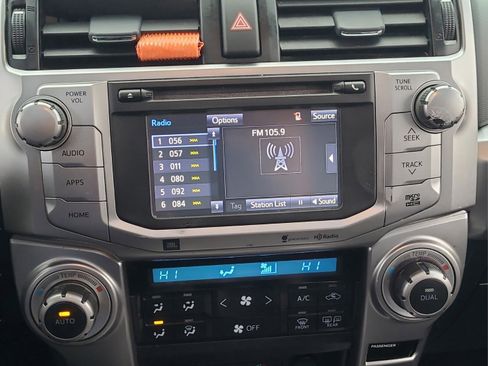 Used 2014 Toyota 4Runner Limited image 18