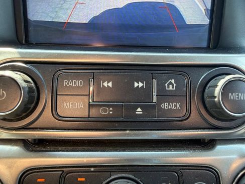 Used 2019 Chevrolet Tahoe 4WD image 26