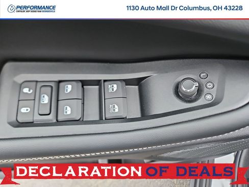 New 2026 Jeep Grand Cherokee Altitude image 19