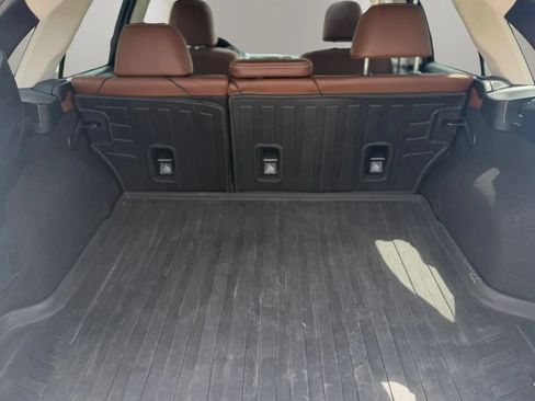 Used 2018 Subaru Outback 3.6R Touring w/ Popular Package #3 AWD/4WD image 20
