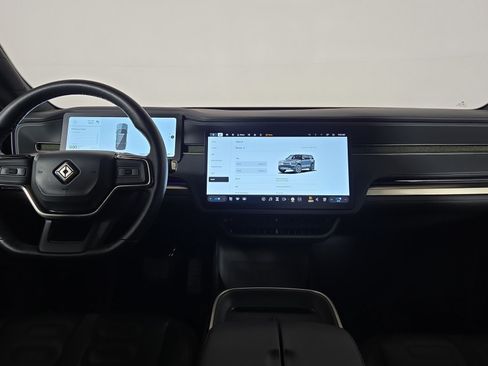 Used 2025 Rivian R1S Adventure AWD/4WD image 27