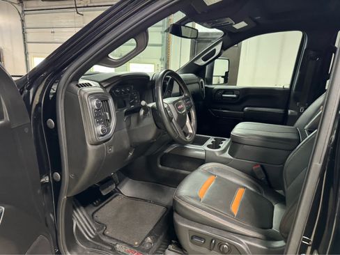 Certified 2023 GMC Sierra 3500 AT4 image 13