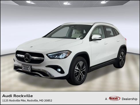 Used 2025 Mercedes-Benz GLA 250 4MATIC image 1