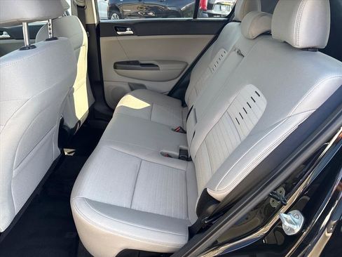 Certified 2022 Kia Sportage LX w/ LX AWD Value Edition Package image 22