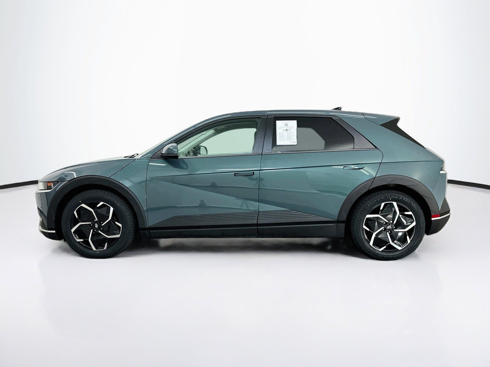 Used 2024 Hyundai Ioniq 5 SEL AWD/4WD image 4
