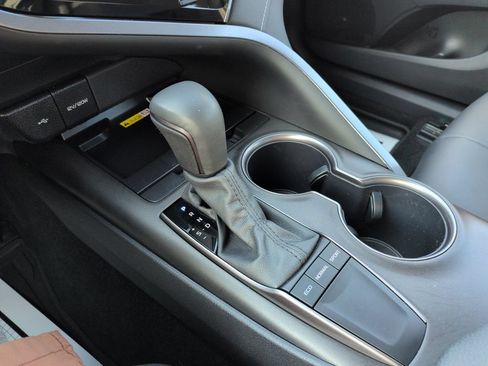 Used 2024 Toyota Camry SE w/ Audio Upgrade Package FWD image 24