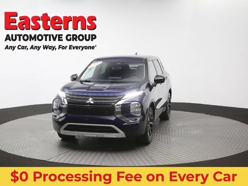Used 2022 Mitsubishi Outlander SE AWD/4WD image 43