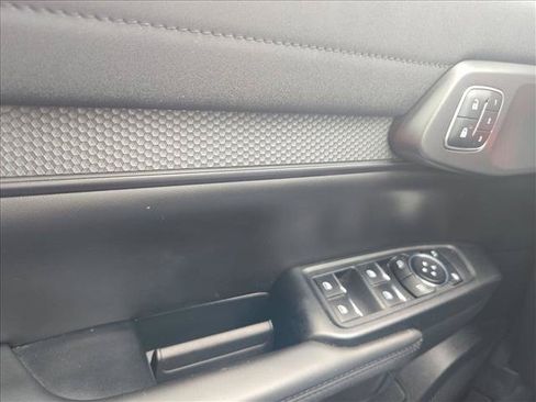 Used 2025 Ford Ranger Raptor AWD/4WD image 24