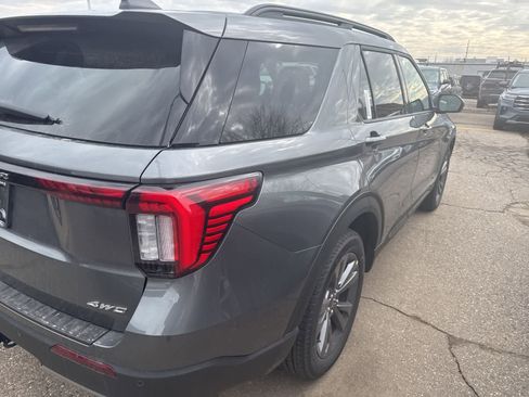 New 2026 Ford Explorer Active image 25