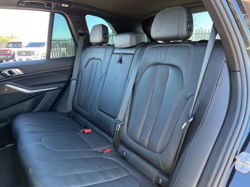 Used 2022 BMW X5 sDrive40i w/ Luxury Seating Package image 28