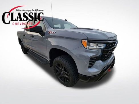 Used 2024 Chevrolet Silverado 1500 LT Trail Boss w/ Convenience Package II image 1