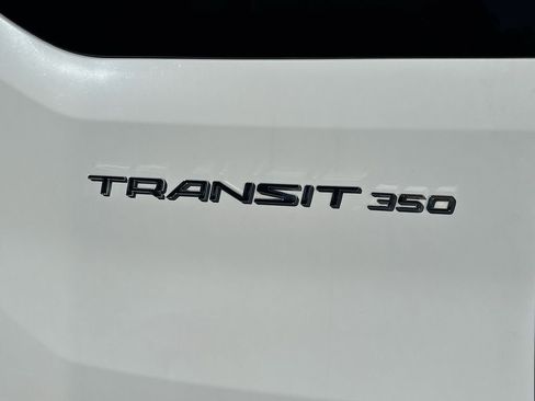 Used 2017 Ford Transit 350 XLT RWD image 9