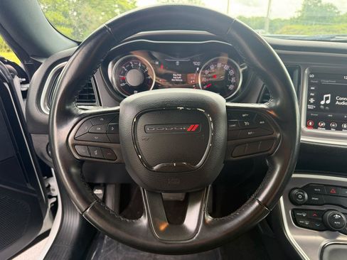 Used 2021 Dodge Challenger SXT RWD image 21