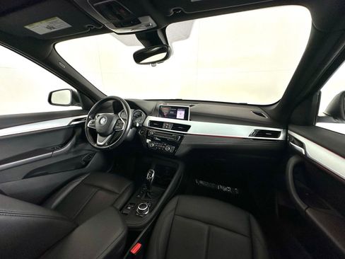 Used 2020 BMW X1 xDrive28i w/ Convenience Package AWD/4WD image 2