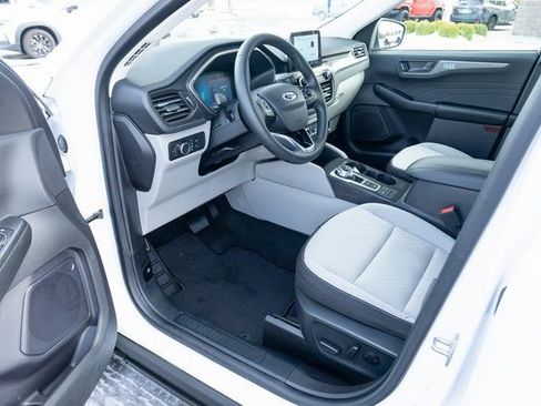 Used 2024 Ford Escape Active image 15