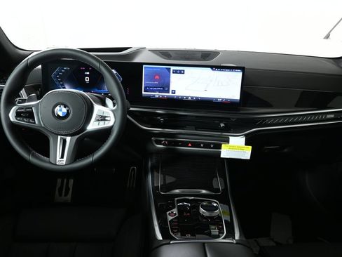 Used 2026 BMW X5 M60i AWD/4WD image 16