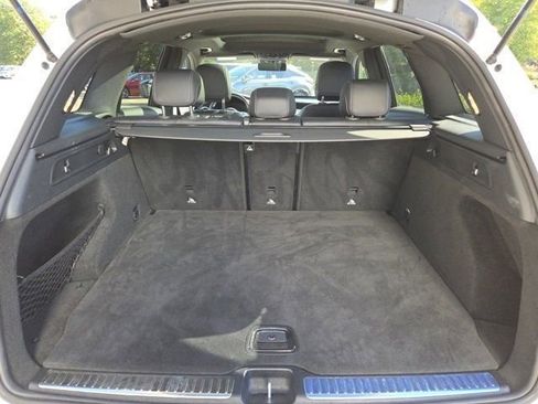 Used 2022 Mercedes-Benz GLC 300 4MATIC image 27