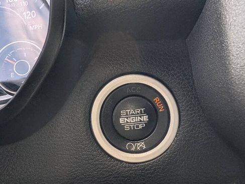 Used 2022 RAM 2500 Tradesman AWD/4WD image 24
