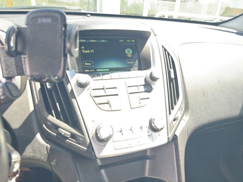 Used 2014 Chevrolet Equinox LT image 10