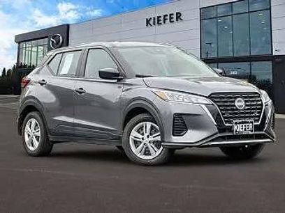 Used 2021 Nissan Kicks SV
