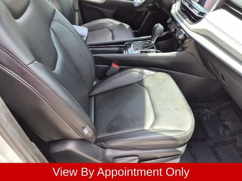 Used 2025 Jeep Compass Limited AWD/4WD image 31