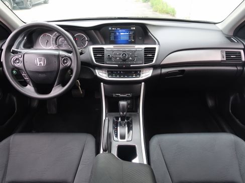 Used 2014 Honda Accord LX image 11