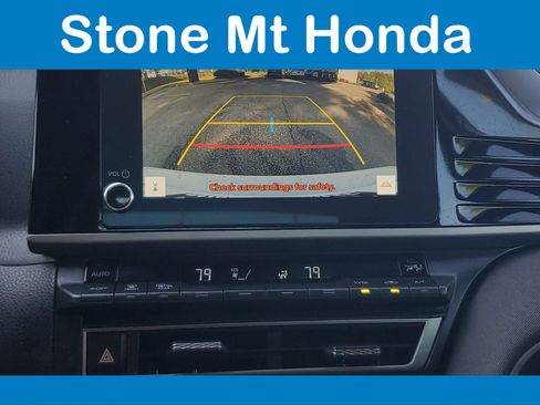 Used 2025 Toyota Camry LE FWD image 25