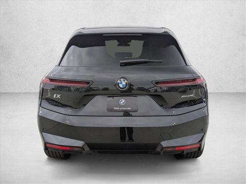 New 2026 BMW iX xDrive45 image 8