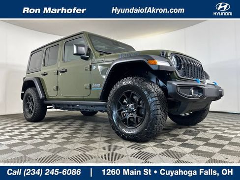 Used 2024 Jeep Wrangler Unlimited AWD/4WD image 1