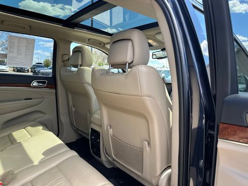 Used 2011 Jeep Grand Cherokee Limited AWD/4WD image 29