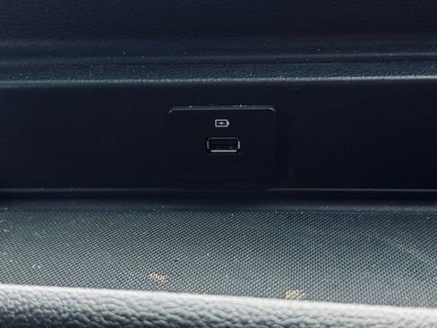 Used 2024 Ford Expedition Limited image 26