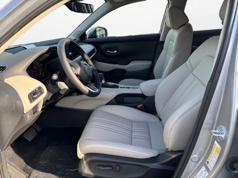 New 2026 Honda HR-V LX image 9
