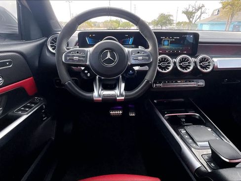 Used 2022 Mercedes-Benz GLB 35 AMG 4MATIC image 14