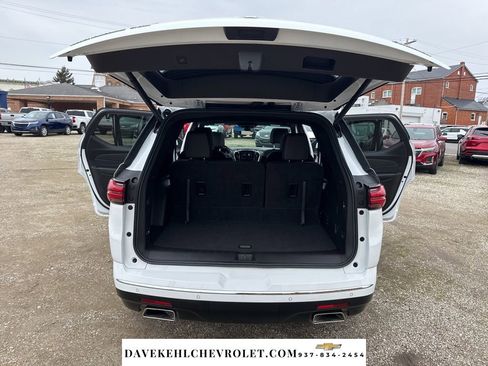 Used 2022 Chevrolet Traverse Premier image 28