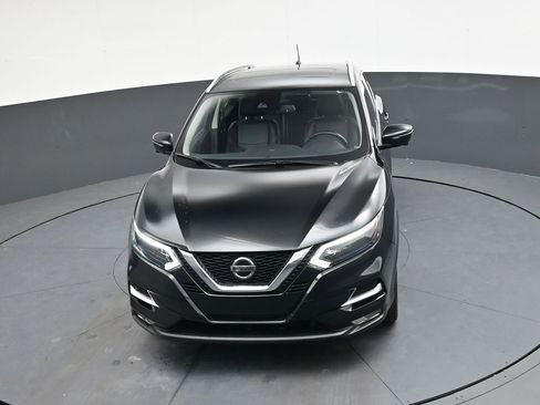 Used 2022 Nissan Rogue Sport SL w/ Premium Package image 34