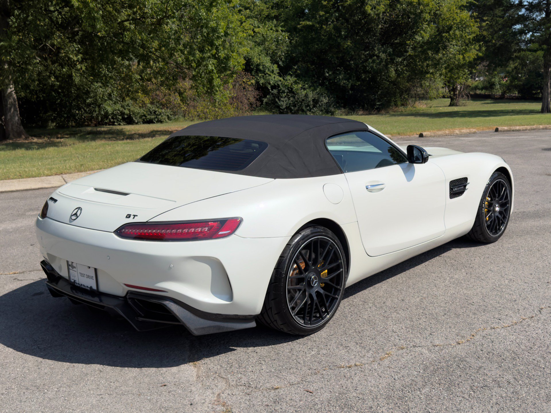 Used 2019 Mercedes-Benz AMG GT Roadster image 13