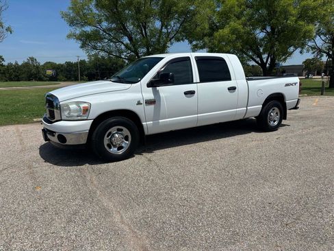 Used 2008 Dodge Ram 2500 Truck SXT image 2