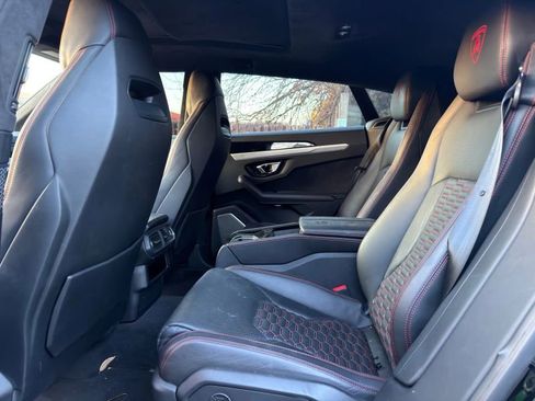 Used 2020 Lamborghini Urus image 15