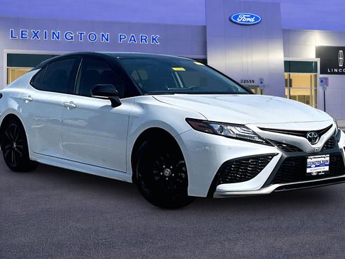 Used 2024 Toyota Camry XSE w/ Navigation Package image 1