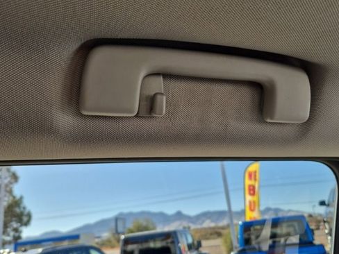 Used 2016 GMC Sierra 2500 2WD Crew Cab w/ Sierra Convenience Package image 50