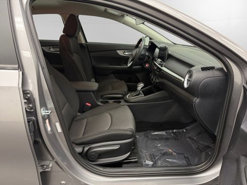 Used 2023 Kia Forte LXS image 15